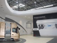 卡車展銷會(huì)展廳室內(nèi)展覽效果-2239-07